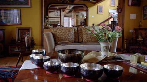 Май 2025. Официально начали работать с королевской семьёй Непала